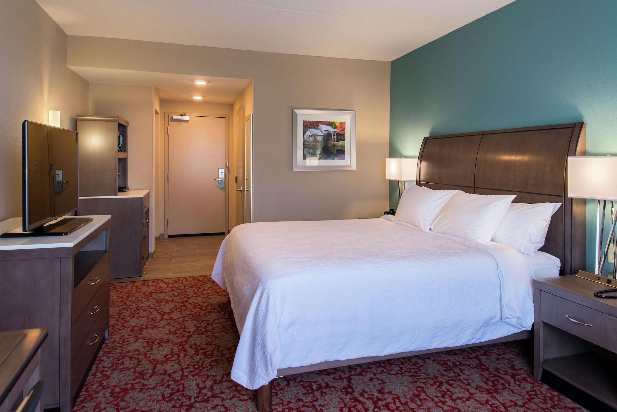 Hilton Garden Inn Bristol Exterior photo