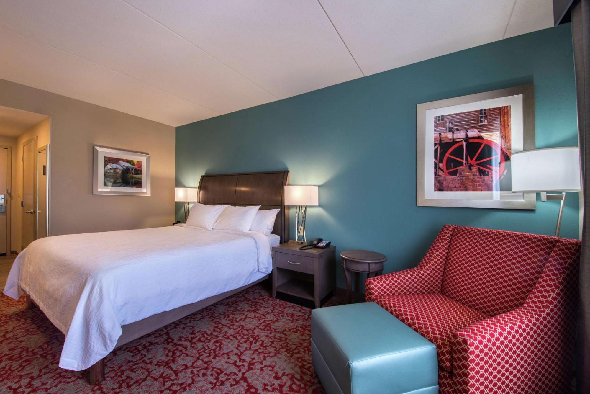 Hilton Garden Inn Bristol Exterior photo