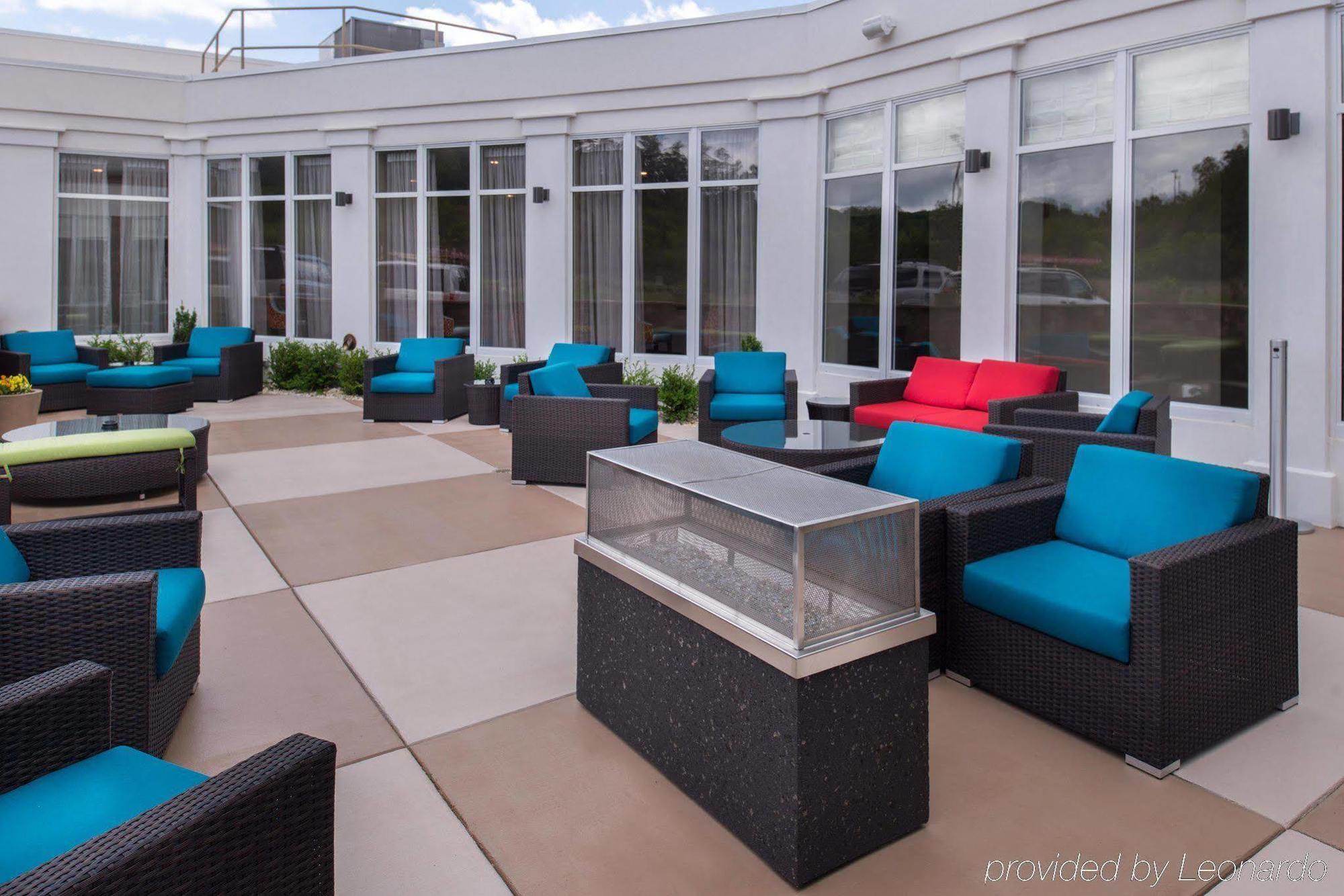 Hilton Garden Inn Bristol Exterior photo